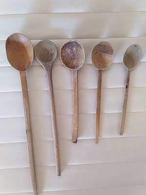 Wooden spoons handmade, very old, used, set of 5