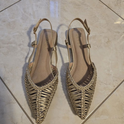 Seven women's mules like new, gold, size 39