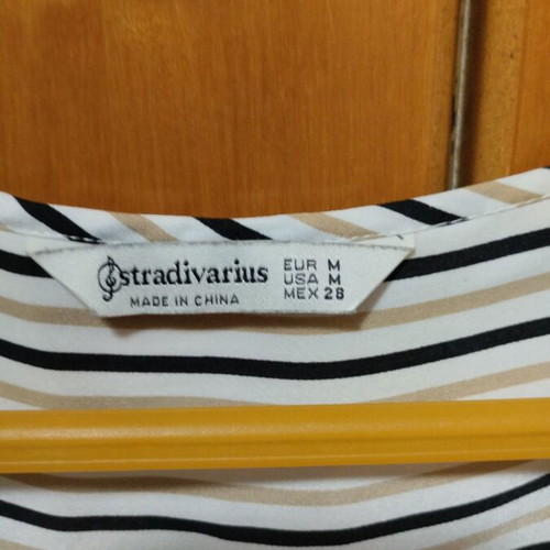 Stradivarius striped blouse M used with V neckline