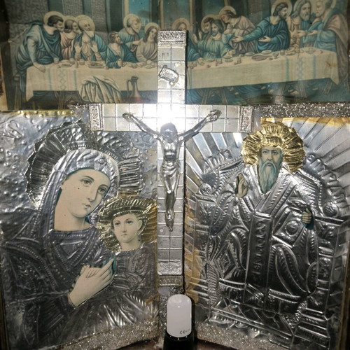 Retro iconostasis used with blue lamp, dimensions 35x25 cm
