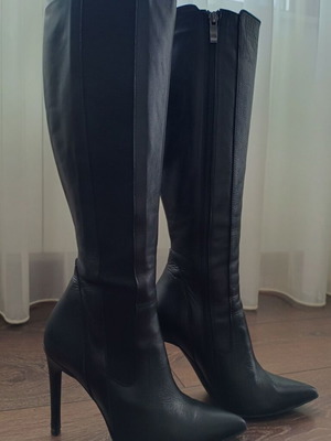 Elegant women's boots like new, black, size 37