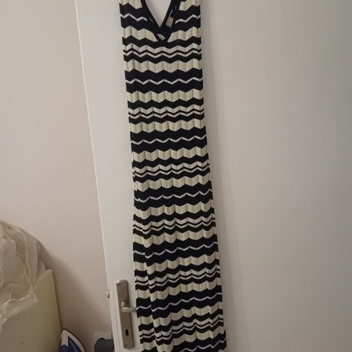 Knit ankle-length dress, black and beige, size M