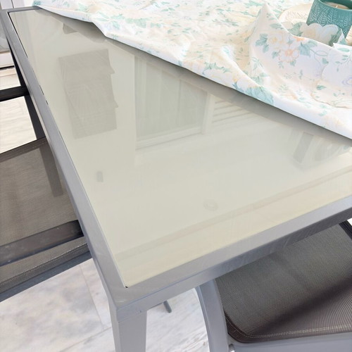 Outdoor galvanized table set with shatterproof glass and 6 chairs like new