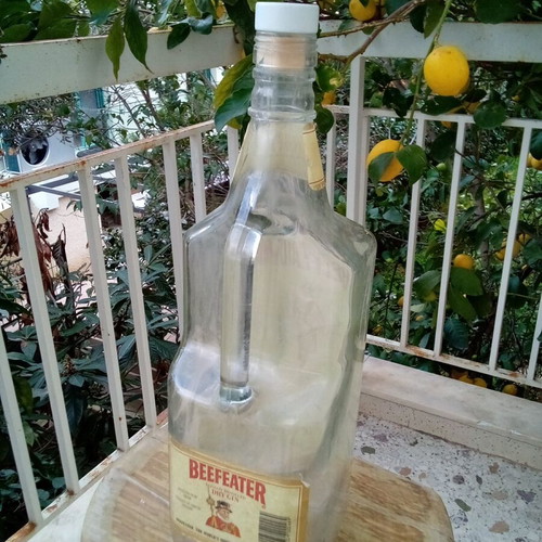 Beefeater bottle used, height 35 centimeters