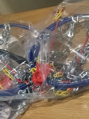 Car snow chains No L new in case