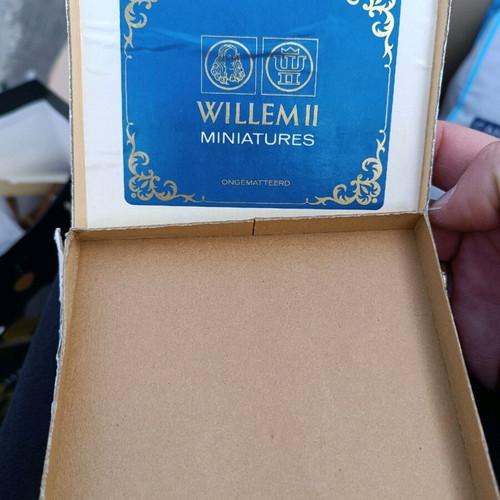 Willem II empty cigar pack used, good condition