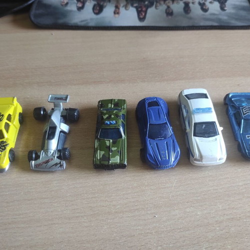 Toy cars used, lot of 6, No8