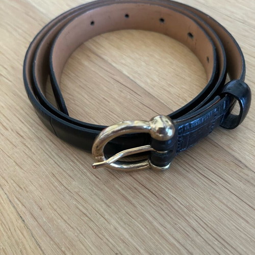 Uterque leather belt used, black, size 80, gold buckle