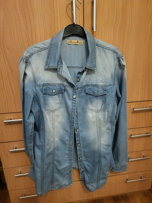 Denim shirt like new, size L, blue