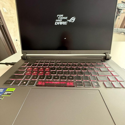 Asus ROG Strix G16 G615 i9 Ultra, RTX 5060, 32GB RAM, new