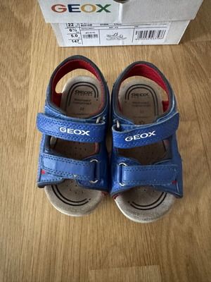 Geox children's sandals size 22 used, blue and red