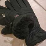 Warm gloves like new