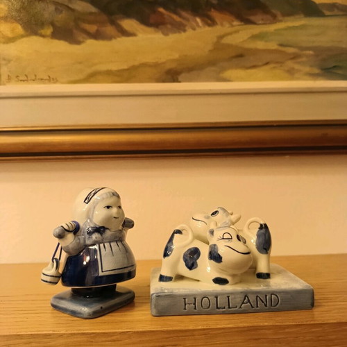 Delft porcelain decorative set 2 pieces like new, handpainted