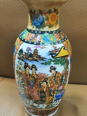 Vintage ceramic vase used with Japanese designs 25 cm