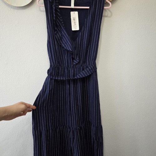 Midi dress 95% viscose new with stable fabric