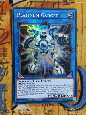 Platinum Gadget Yu-Gi-Oh! card like new, RA05 collection