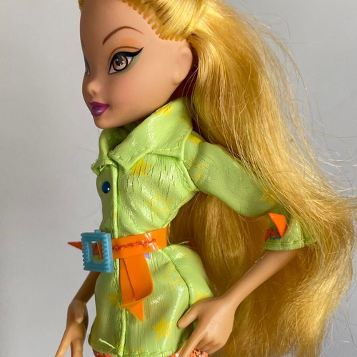 Vintage Stella Winx Club doll Umbrella Spring Showers by Mattel 2007 used