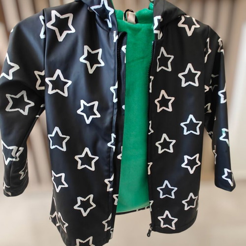 Tuc Tuc raincoat like new, waterproof, size 5 years