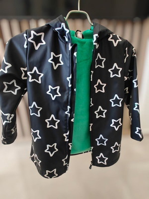 Tuc Tuc raincoat like new, waterproof, size 5 years