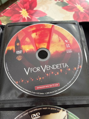 DVD V for Vendetta like new, subtitles