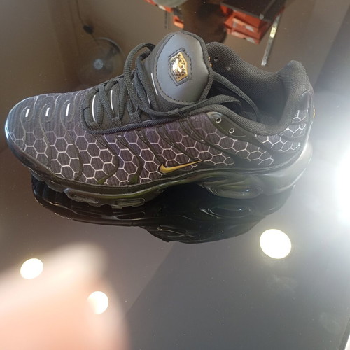 Nike The Bee Tn sneakers new, black and white