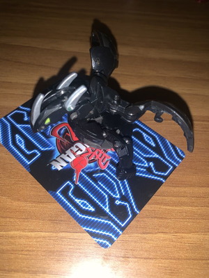 Bakugan μεταχειρισμένο φιγούρα με περιορισμένη κίνηση στα πόδια