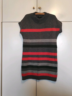 Rannia wool dress like new, size 38-40