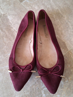 Accessorize ballet shoes used, leather, size 39, burgundy suede