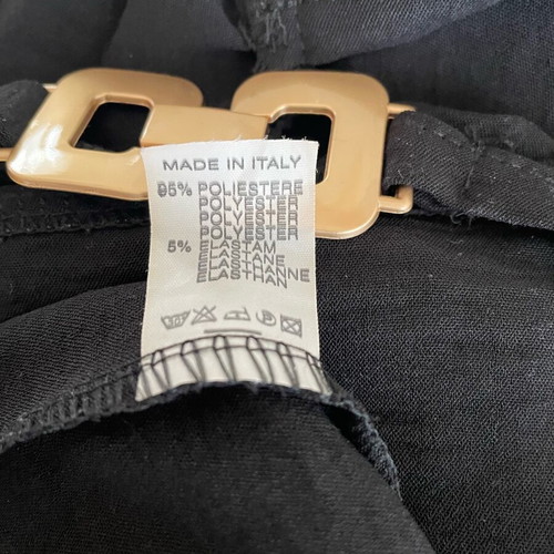 Pack of three shirts like new, two black and one semi-transparent sand color