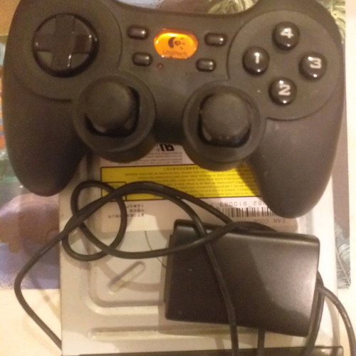 Sony DVDR and wireless controller for PC games used