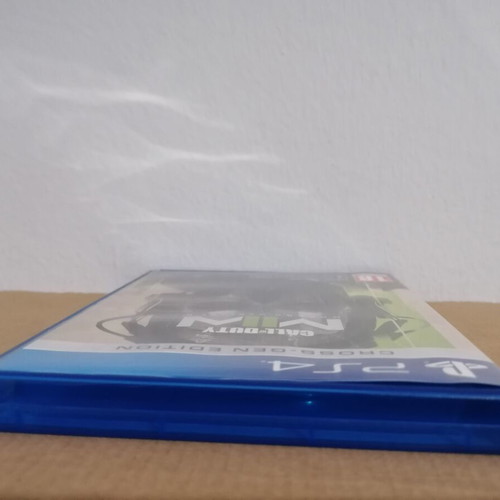 Call of Duty Modern Warfare 2 Cross-Gen edition empty case used for PS4