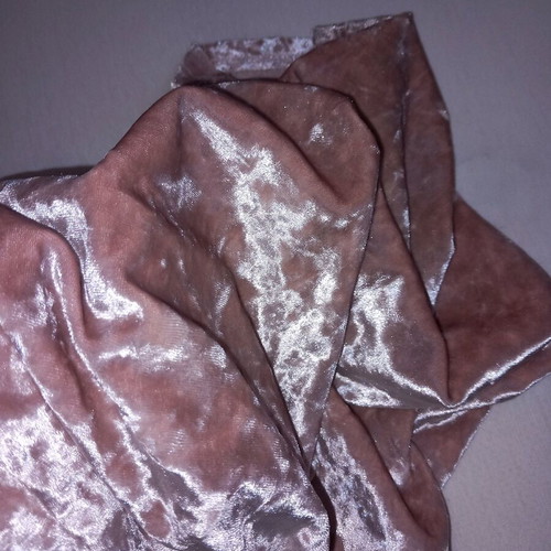 Women's velvet dress like new, pink, elastic fit