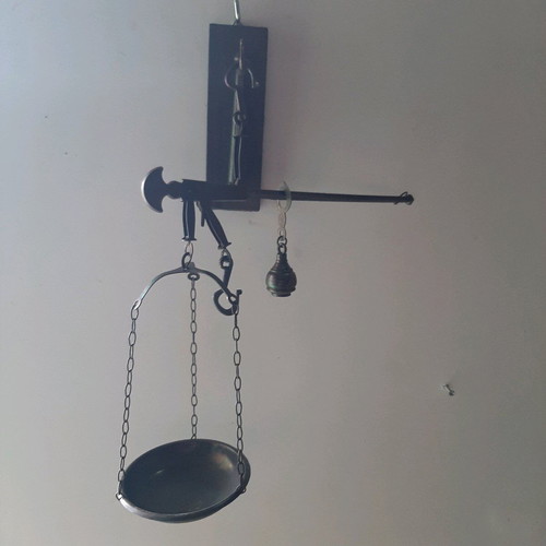 Vintage metal balance scale new with wooden wall mount