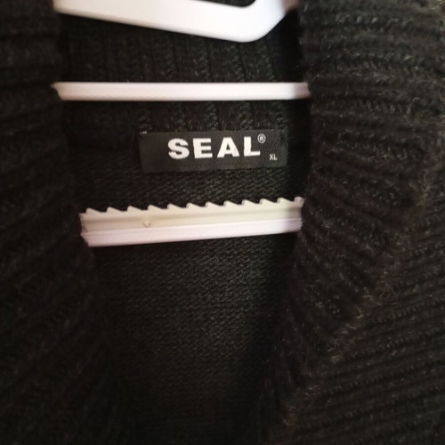 Seal men's knitted cardigan XL black like new