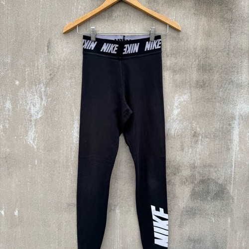 Nike legging used, size S-M, black and white