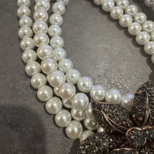 Vintage statement choker with three pearl strands and antique flower