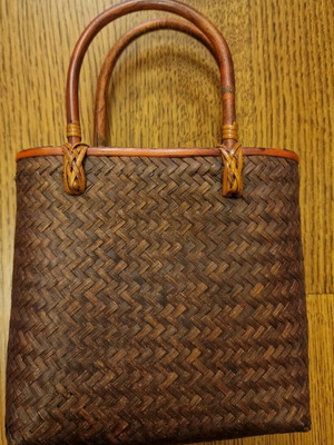 Χειροποίητη πλεκτή petit τσάντα καφέ, σαν καινούργια, ψάθα rattan bamboo
