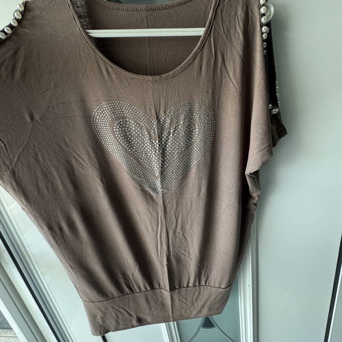 Brown blouse with rhinestone heart like new, size L