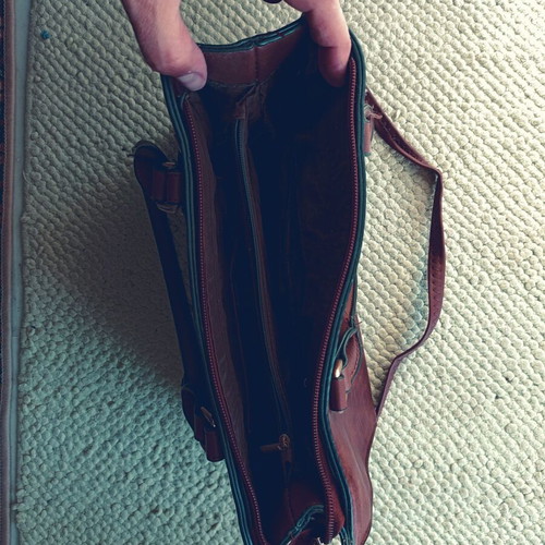 Women's shoulder bag brown like new