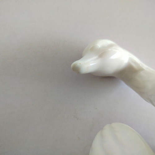 Porcelain decorative swan used, Keramikos