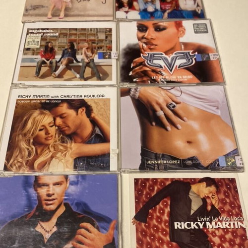 CD singles various like new, foreign pop repertoire