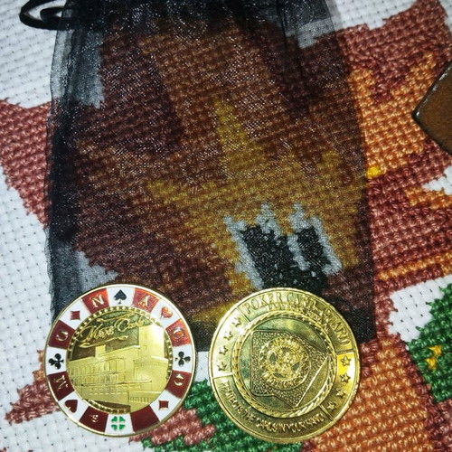 Collectible lucky coins like new, set of 2 from Monte Carlo and Las Vegas
