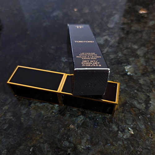 Lip Color satin matte Tom Ford Lipstick 14 #1 CRUSH new
