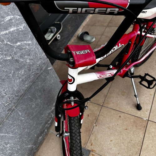 Orient Tiger kids bicycle like new, red BMX 20 inch