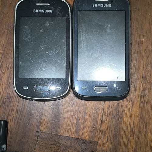 Old Nokia Sony Ericsson Samsung Phones used, pack of 15+