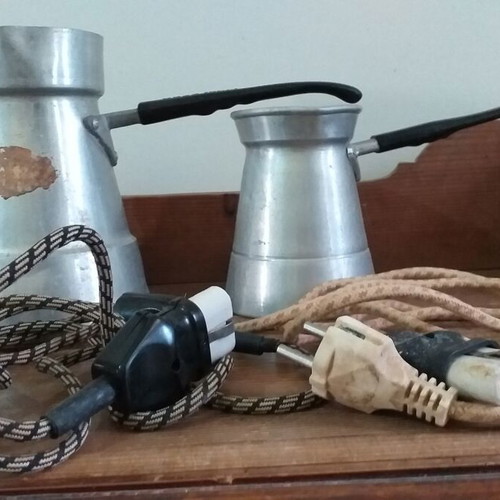 Collectible kettles used Kaza 500W and Rex 250W set