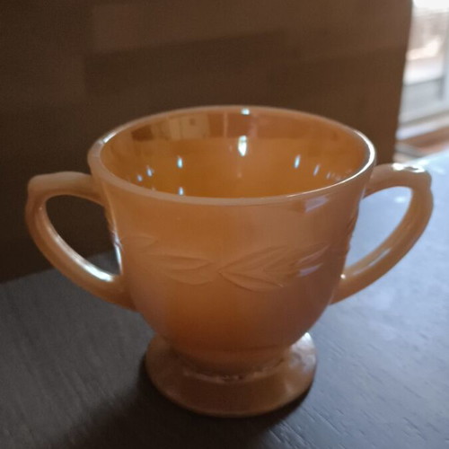Anchor Hocking Fire King sugar bowl like new