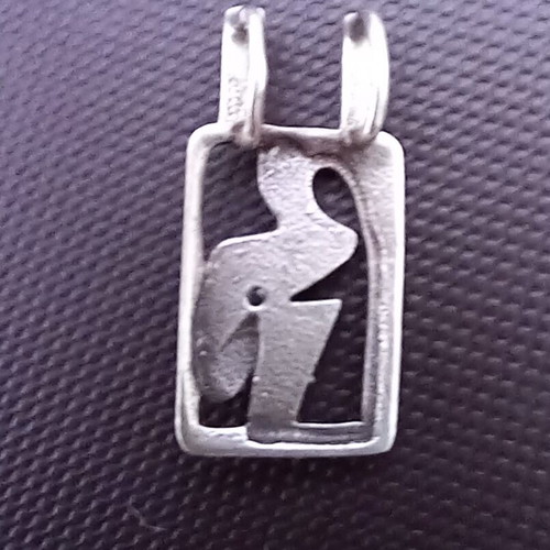Silver pendant vintage used with phianite stone