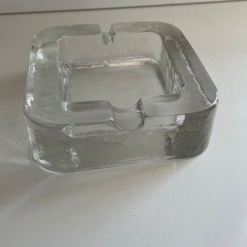 Ashtray for cigar and cigarette like new, heavy hammered glass