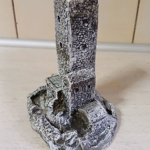 Mani souvenir decorative tower house